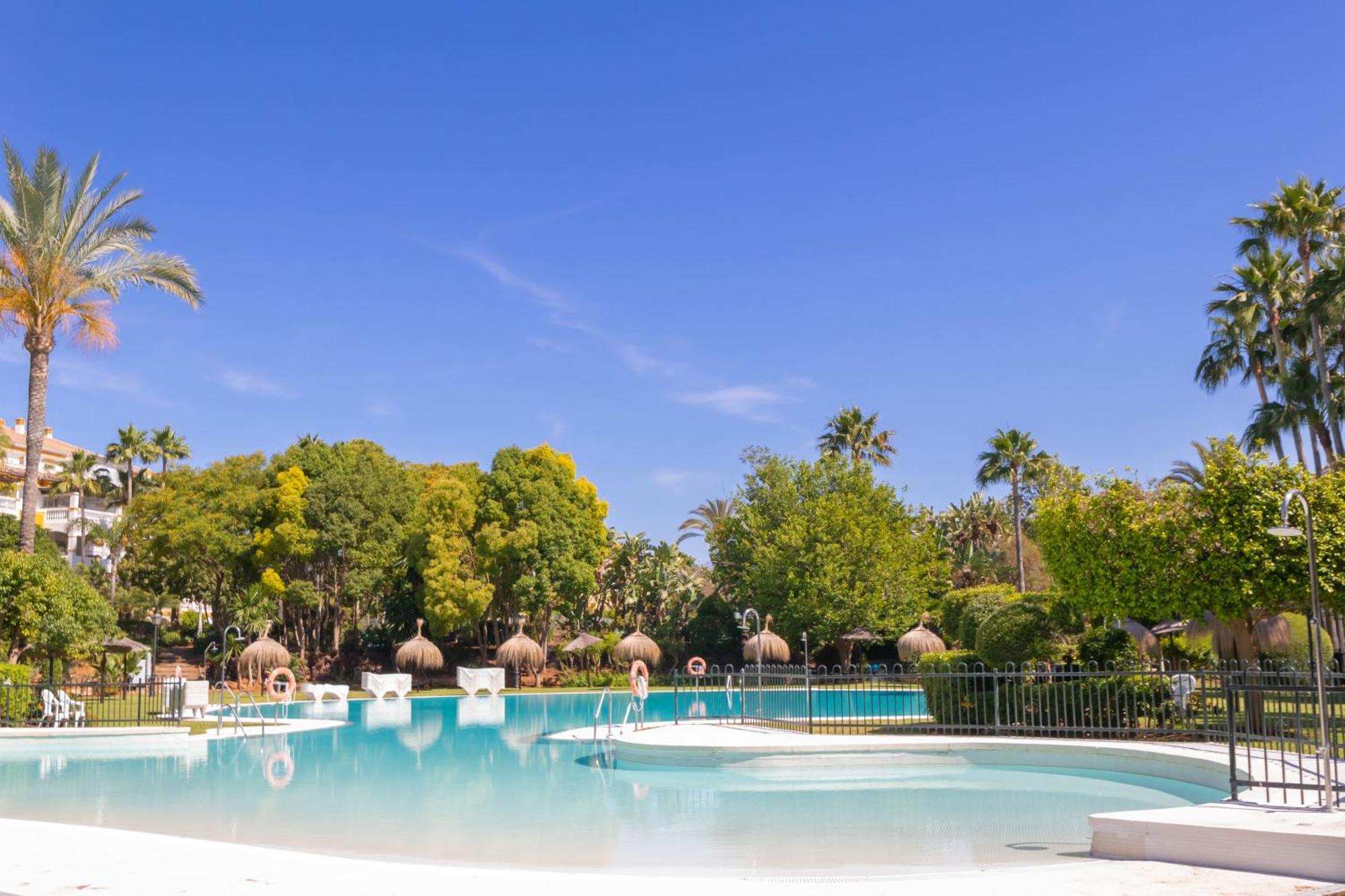 Apartamento Dama De Noche L - Puerto Banus Marbella Eksteriør billede